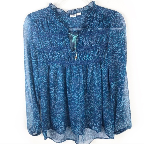 Roxy- Beach style blouse size: Small - Picture 1 of 12